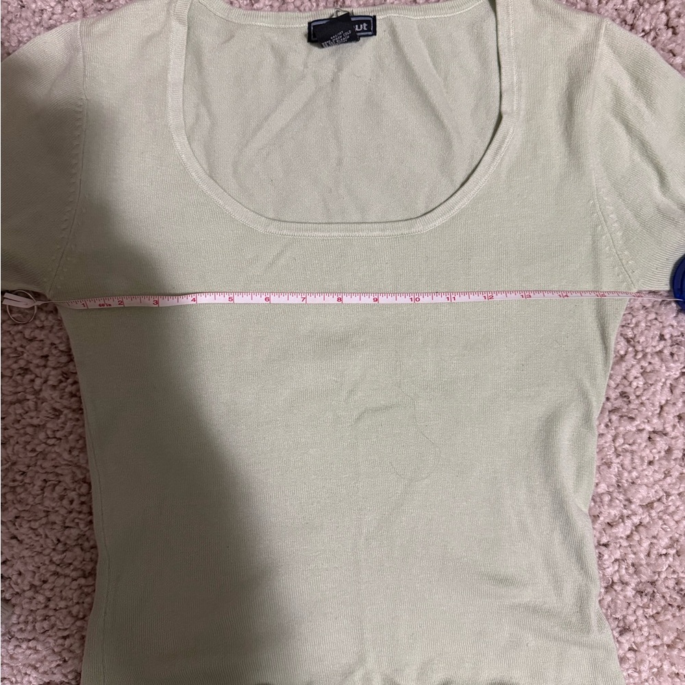Sweater - Picture 4 of 5